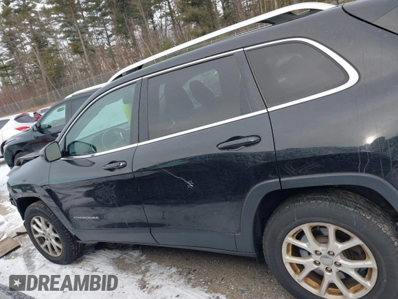 2016 Jeep Cherokee Latitude with VIN 1C4PJMCB9GW130611, listed as a IAAI auction lot 41285929 with 146,179 mi miles and . Bid and sale history available at DreamBid. Image 15.
