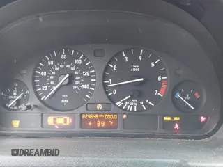 2001 BMW X5 3.0i with VIN WBAFA535X1LM64227, listed as a IAAI auction lot 41885244 with 224,646 mi miles. Bid and sale history available at carsss.com. Image 7.