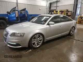 2008 Audi S6 z VIN WAUDN74F78N026228, wystawiony jako Copart lot #75818374 z przebiegiem 122 020 mil mil oraz Tytuł czysty. Historia ofert i sprzedaży dostępna na DreamBid. Obrazek 1.