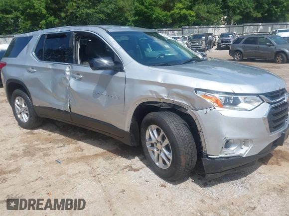 2020 Chevrolet Traverse LS z VIN 1GNERFKW3LJ271902, wystawiony jako IAAI lot #42516114 z przebiegiem 89 879 mil mil oraz . Historia ofert i sprzedaży dostępna na DreamBid. Obrazek 1.