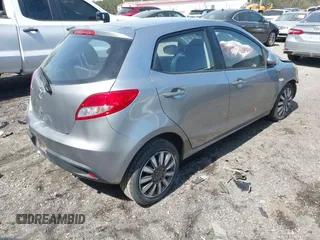 2013 Mazda 2 Sport with VIN JM1DE1KY8D0154960, listed as a IAAI auction lot 41903672 with 222,844 mi miles. Bid and sale history available at carsss.com. Image 4.