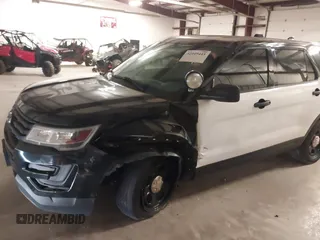 2017 Ford Police Interceptor Utility with VIN 1FM5K8ARXHGC63042, listed as a IAAI auction lot 42449445 with 82,606 mi miles and . Bid and sale history available at DreamBid. Image 6.