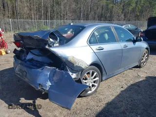 2007 Acura TSX with VIN JH4CL96857C010813, listed as a IAAI auction lot 41824969 with 293,381 mi miles. Bid and sale history available at carsss.com. Image 4.