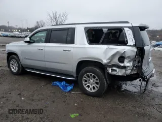 2019 GMC Yukon XL SLT with VIN 1GKS1GKC2KR380936, listed as a Copart auction lot 84625174 with 118,077 mi miles and Salvage Title. Bid and sale history available at carsss.com. Image 2.