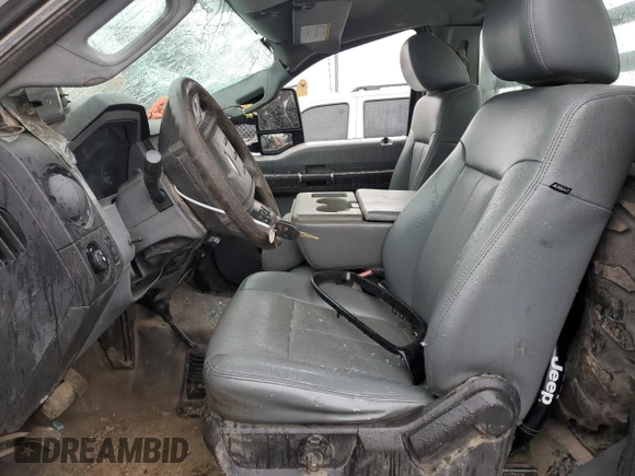 2015 Ford F-250 XLT z VIN 1FTBF2B63FEB25073, wystawiony jako Copart lot #57553025 z przebiegiem 38 052 mil mil oraz Szkoda całkowita • Salvage title. Historia ofert i sprzedaży dostępna na DreamBid. Obrazek 7.