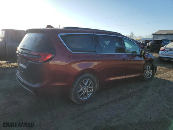 2022 Chrysler Pacifica Touring with VIN 2C4RC1FG8NR102331, listed as a Copart auction lot 50204635 with 43,025 mi miles and Non Repairable. Bid and sale history available at carsss.com. Image 3.
