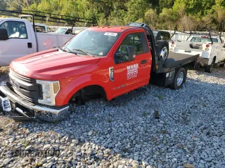 2019 Ford F-350 XL с VIN 1FDRF3HT4KDA03447, выставлен на аукционе Copart как лот 74611904 с пробегом Не указан миль и Списание • Salvage title. История ставок и продаж доступна на DreamBid. Изображение 1.