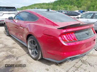 2020 Ford Mustang EcoBoost z VIN 1FA6P8TH6L5149788, wystawiony jako IAAI lot #42179624 z przebiegiem 107 520 mil mil oraz . Historia ofert i sprzedaży dostępna na DreamBid. Obrazek 3.