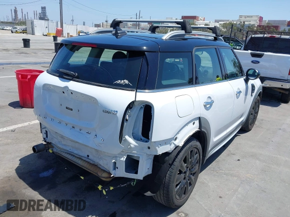 2017 MINI Countryman Cooper z VIN WMZYS7C38H3E07203, wystawiony jako IAAI lot #42272765 z przebiegiem 66 308 mil mil oraz . Historia ofert i sprzedaży dostępna na DreamBid. Obrazek 4.