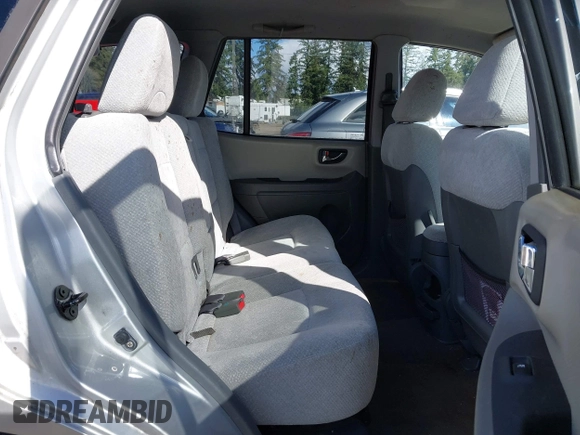 2005 Hyundai Santa Fe GLS with VIN KM8SC73D55U988475, listed as a IAAI auction lot 41779224 with 161,623 mi miles. Bid and sale history available at carsss.com. Image 8.