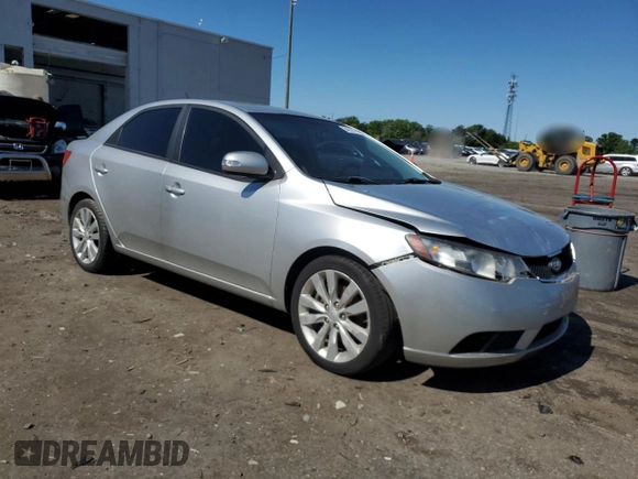 2010 Kia Forte SX с VIN KNAFW4A32A5054166, выставлен на аукционе Copart как лот 54327235 с пробегом 112 370 миль миль и Чистый • Clean title. История ставок и продаж доступна на DreamBid. Изображение 4.