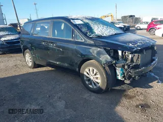 2019 Kia Sedona L with VIN KNDMA5C11K6539162, listed as a IAAI auction lot 41150477 with 76,847 mi miles. Bid and sale history available at carsss.com. Image 1.