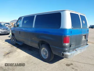 2008 Ford Econoline Passenger XL with VIN 1FBNE31L88DA20555, listed as a IAAI auction lot 38737871 with 118,265 mi miles. Bid and sale history available at carsss.com. Image 3.