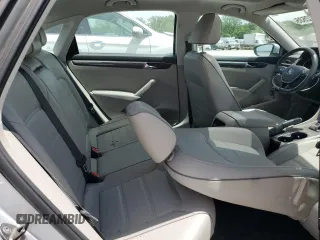 2017 Volkswagen Passat SE z VIN 1VWBT7A35HC026330, wystawiony jako Copart lot #57322535 z przebiegiem 91 602 mil mil oraz Szkoda całkowita • Salvage title. Historia ofert i sprzedaży dostępna na DreamBid. Obrazek 10.