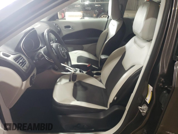 2018 Jeep Compass Latitude with VIN 3C4NJDBB3JT154795, listed as a Copart auction lot 60204275 with 56,167 mi miles and Salvage title. Bid and sale history available at DreamBid. Image 7.