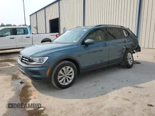 2019 Volkswagen Tiguan S z VIN 3VV1B7AX6KM146889, wystawiony jako Copart lot #51998315 z przebiegiem 69 649 mil mil oraz Nie do naprawy. Historia ofert i sprzedaży dostępna na DreamBid. Obrazek 1.