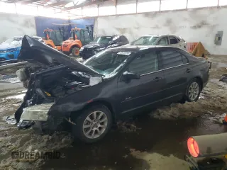 2007 Mercury Milan with VIN 3MEHM07127R655064, listed as a Copart auction lot 79572074 with 109,590 mi miles and Salvage title. Bid and sale history available at DreamBid. Image 1.