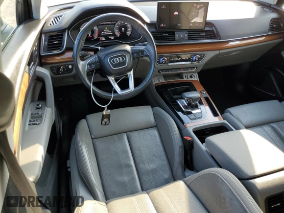 2021 Audi Q5 Prestige with VIN WA1CAAFY1M2007556, listed as a Copart auction lot 87270094 with 51,786 mi miles and Non Repairable. Bid and sale history available at carsss.com. Image 8.