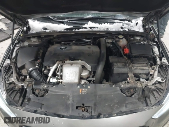 2018 Buick Regal Essence with VIN W04GV8SX5J1110895, listed as a IAAI auction lot 41524602 with 93,920 mi miles and . Bid and sale history available at DreamBid. Image 10.