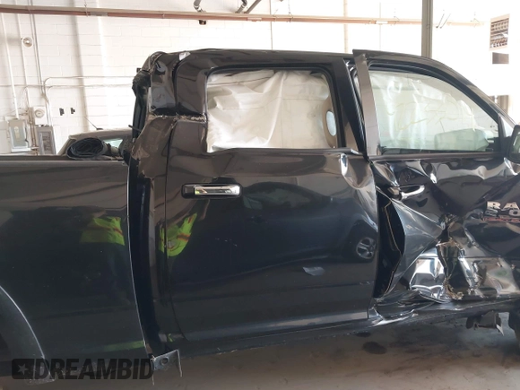 2017 Ram 2500 Laramie with VIN 3C6UR5FL8HG671078, listed as a IAAI auction lot 42233014 with 295,572 mi miles and . Bid and sale history available at DreamBid. Image 13.