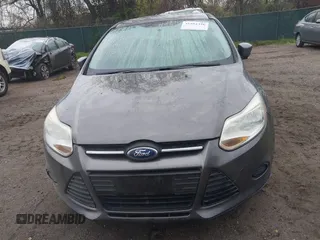 2013 Ford Focus SE with VIN 1FADP3K2XDL121660, listed as a IAAI auction lot 41984336 with 166,295 mi miles. Bid and sale history available at carsss.com. Image 6.
