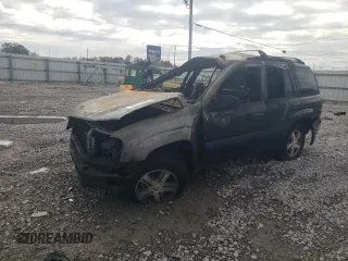 2005 Chevrolet TrailBlazer LS with VIN 1GNDS13S452121647, listed as a Copart auction lot 76577833 with 0 mi miles and Salvage Title. Bid and sale history available at carsss.com. Image 1.