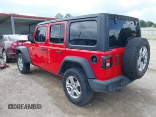 2019 Jeep Wrangler Unlimited Sport S with VIN 1C4HJXDN6KW639739, listed as a IAAI auction lot 42432143 with Not provided miles and . Bid and sale history available at DreamBid. Image 3.
