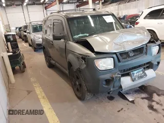 2005 Honda Element EX z VIN 5J6YH28635L008285, wystawiony jako IAAI lot #42083938 z przebiegiem 223 747 mil mil oraz . Historia ofert i sprzedaży dostępna na DreamBid. Obrazek 1.