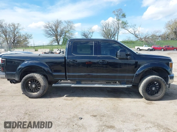 2018 Ford F-250 XL with VIN 1FT7W2BT0JEB59802, listed as a IAAI auction lot 42125940 with 73,654 mi miles and . Bid and sale history available at DreamBid. Image 13.