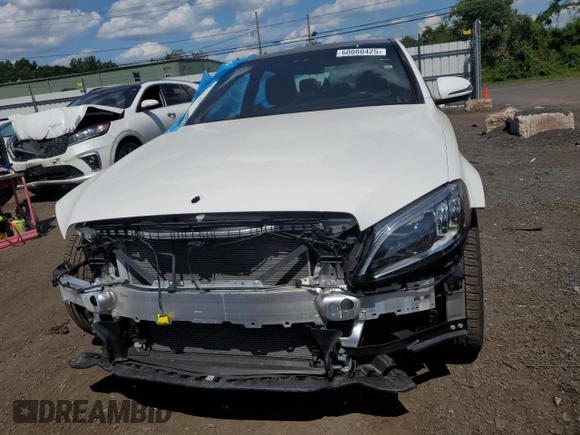 2020 Mercedes-Benz C 300 with VIN 55SWF8EB8LU327882, listed as a Copart auction lot 60080425 with 38,045 mi miles and Salvage title. Bid and sale history available at DreamBid. Image 5.
