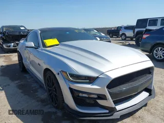 2016 Ford Mustang GT z VIN 1FA6P8CF9G5235648, wystawiony jako IAAI lot #41996697 z przebiegiem 89 018 mil mil oraz . Historia ofert i sprzedaży dostępna na DreamBid. Obrazek 1.