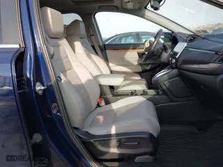 2020 Honda CR-V Hybrid EX-L with VIN 7FART6H88LE016940, listed as a IAAI auction lot 41789940 with 44,396 mi miles. Bid and sale history available at carsss.com. Image 5.