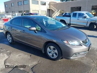 2014 Honda Civic LX z VIN 19XFB2F50EE231966, wystawiony jako IAAI lot #41528638 z przebiegiem 39 662 mil mil oraz . Historia ofert i sprzedaży dostępna na DreamBid. Obrazek 1.