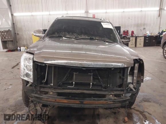 2011 Cadillac Escalade EXT Luxury with VIN 3GYT4MEF4BG222118, listed as a IAAI auction lot 41482082 with 170,555 mi miles. Bid and sale history available at carsss.com. Image 13.