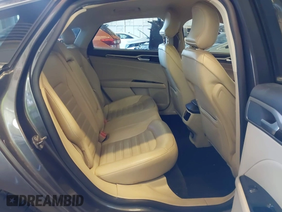 2016 Ford Fusion SE with VIN 3FA6P0HD3GR251205, listed as a IAAI auction lot 41678464 with 211,140 mi miles. Bid and sale history available at carsss.com. Image 8.