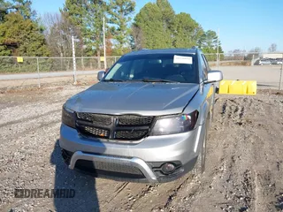 2016 Dodge Journey Crossroad Plus z VIN 3C4PDCGB3GT194838, wystawiony jako IAAI lot #41156024 z przebiegiem 146 161 mil mil oraz . Historia ofert i sprzedaży dostępna na DreamBid. Obrazek 6.