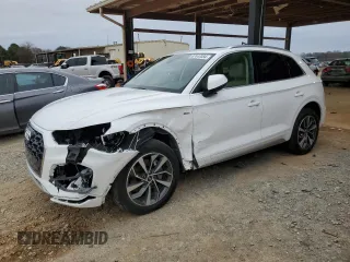 2022 Audi Q5 S line Premium Plus with VIN WA1EAAFY7N2103038, listed as a Copart auction lot 87447034 with 25,650 mi miles and Salvage Title. Bid and sale history available at carsss.com. Image 1.