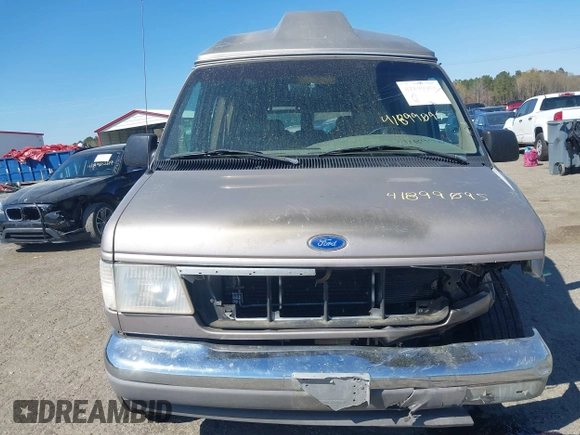 1995 Ford Econoline Cargo with VIN 1FDEE14N3SHB67245, listed as a IAAI auction lot 41899095 with 200,078 mi miles and . Bid and sale history available at carsss.com. Image 12.