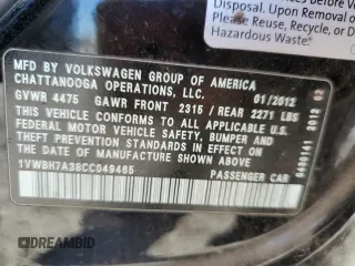 2012 Volkswagen Passat SE z VIN 1VWBH7A38CC049465, wystawiony jako Copart lot #43269985 z przebiegiem 140 636 mil mil oraz Szkoda całkowita • Salvage title. Historia ofert i sprzedaży dostępna na DreamBid. Obrazek 13.