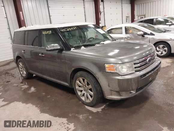 2009 Ford Flex Limited with VIN 2FMDK53C39BA24301, listed as a IAAI auction lot 41120939 with 144,443 mi miles. Bid and sale history available at carsss.com. Image 1.