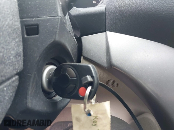 2013 Ford Escape SE with VIN 1FMCU0GX5DUA73931, listed as a IAAI auction lot 42080361 with 152,416 mi miles and . Bid and sale history available at DreamBid. Image 11.