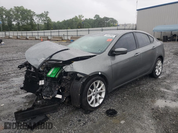 2013 Dodge Dart SXT z VIN 1C3CDFBA1DD155556, wystawiony jako Copart lot #56633845 z przebiegiem 50 676 mil mil oraz Szkoda całkowita • Salvage title. Historia ofert i sprzedaży dostępna na DreamBid. Obrazek 1.