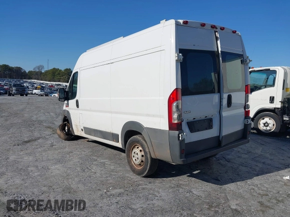2014 Ram ProMaster Cargo with VIN 3C6TRVCG1EE129427, listed as a IAAI auction lot 41488438 with 211,886 mi miles. Bid and sale history available at carsss.com. Image 3.
