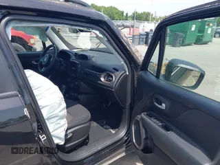 2023 Jeep Renegade Latitude with VIN ZACNJDB10PPP71320, listed as a IAAI auction lot 42174114 with 27,841 mi miles and . Bid and sale history available at carsss.com. Image 5.