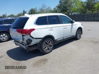 2018 Mitsubishi Outlander SE with VIN JA4AD3A36JZ061024, listed as a IAAI auction lot 42281627 with 245,456 mi miles and . Bid and sale history available at DreamBid. Image 4.