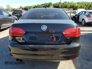2011 Volkswagen Jetta SE with VIN 3VWDX7AJ2BM013018, listed as a Copart auction lot 73686974 with 145,557 mi miles and Salvage title. Bid and sale history available at DreamBid. Image 6.