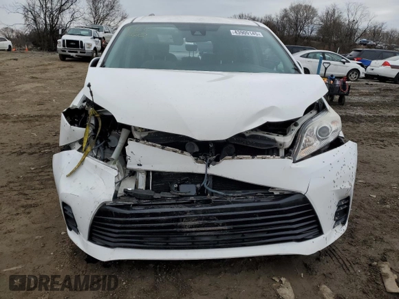 2018 Toyota Sienna LE Auto Access Seat with VIN 5TDKZ3DC1JS904717, listed as a Copart auction lot 43909145 with 66,111 mi miles and Salvage Title. Bid and sale history available at carsss.com. Image 5.