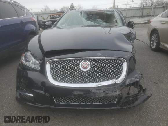 2014 Jaguar XJ with VIN SAJWA2GTXEMV62573, listed as a Copart auction lot 44791745 with Not Provided miles and Salvage Title. Bid and sale history available at DreamBid. Image 5.