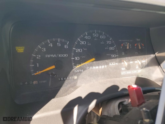 1998 Chevrolet Tahoe with VIN 3GNEK18R6WG128702, listed as a Copart auction lot 49961445 with 154,187 mi miles and Clean Title. Bid and sale history available at carsss.com. Image 9.