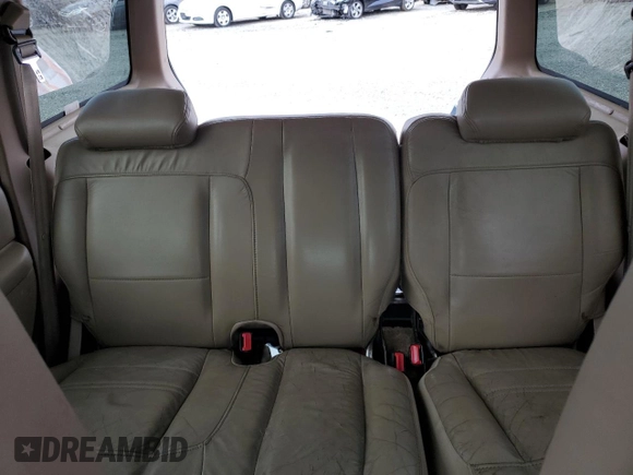 2000 Ford Explorer Eddie Bauer with VIN 1FMZU74E3YZB45594, listed as a Copart auction lot 45161085 with 185,791 mi miles and Clean title. Bid and sale history available at DreamBid. Image 10.